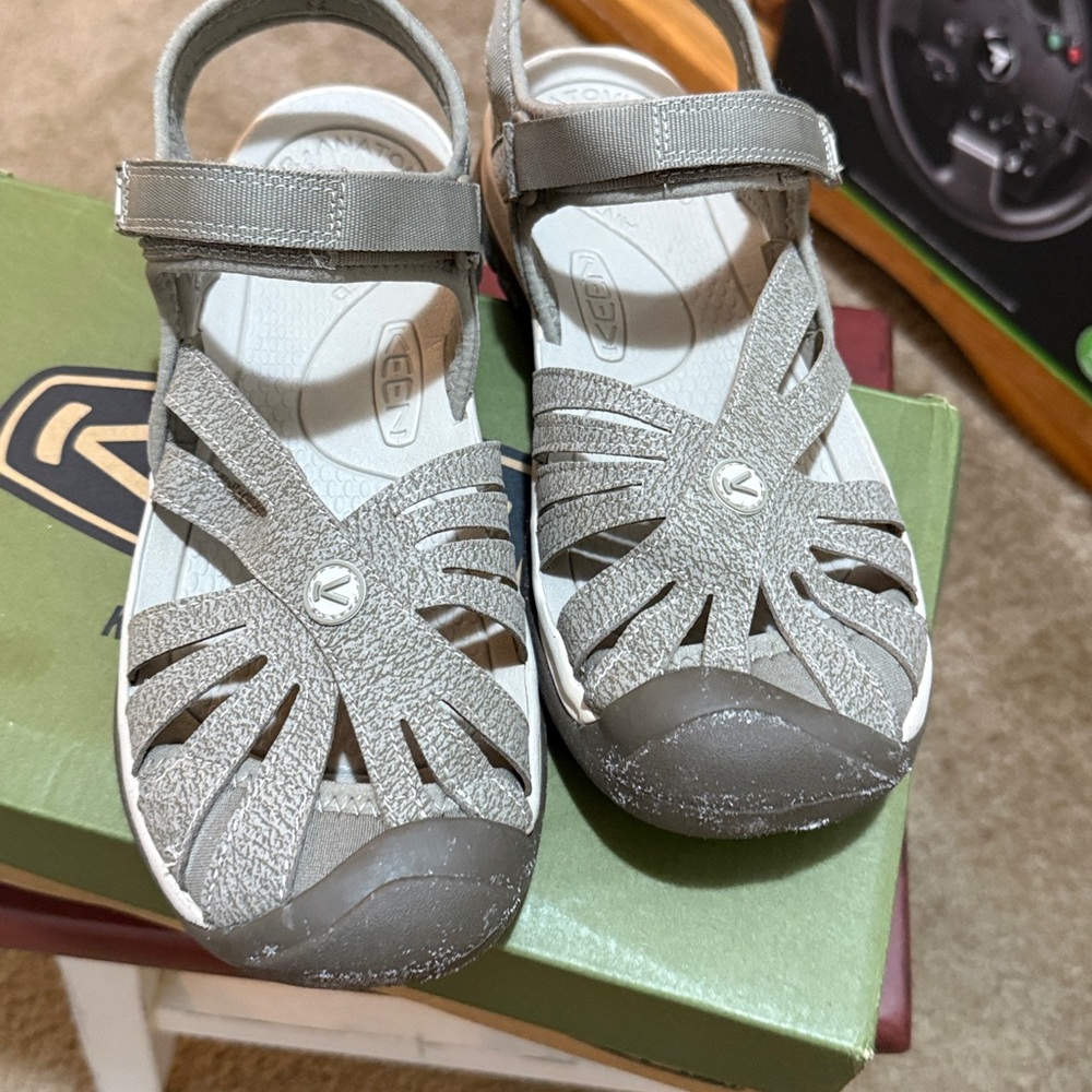KEEN Brindle/ Shitake Rose Sandal size 9 - Picture 6 of 11